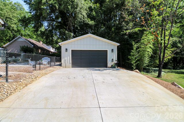 120 Wellington Drive, Salisbury, NC 28144