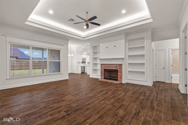 304 Prien Lake Loop, Bossier City, LA 71111