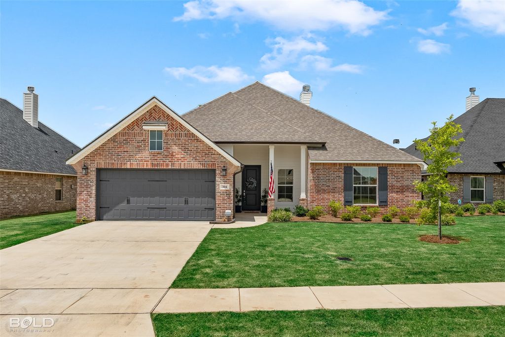 304 Prien Lake Loop, Bossier City, LA 71111