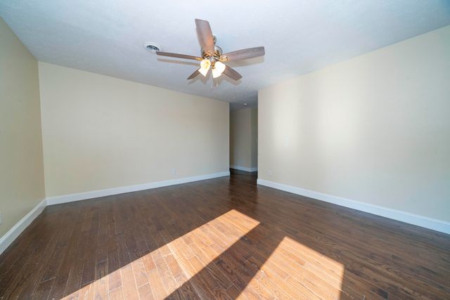 203 Pogue Drive, Somerset, KY 42503