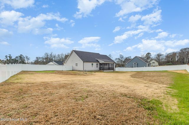 178 Ruskin Drive, Smithfield, NC 27577