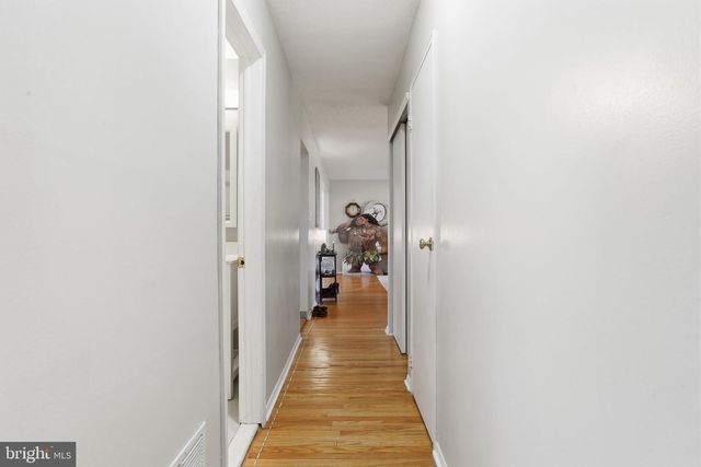 27 BAYBERRY RD, Ewing, NJ 08618