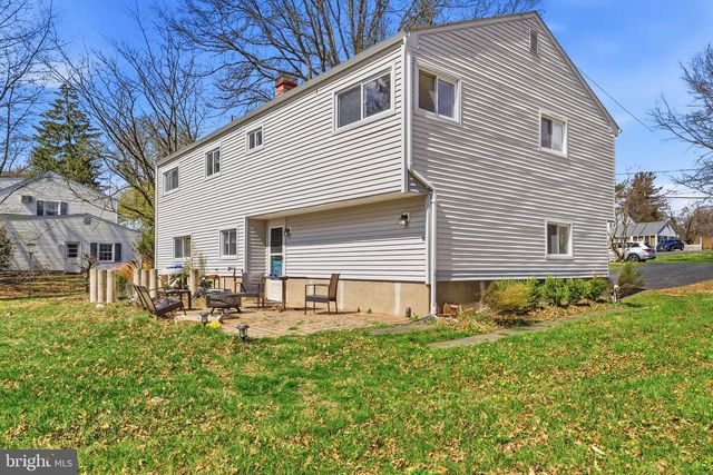27 BAYBERRY RD, Ewing, NJ 08618