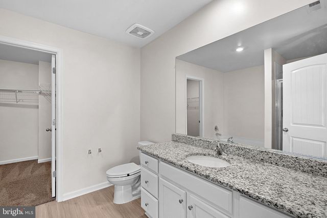 112 CRAMSFORD ST, Falling Waters, WV 25419