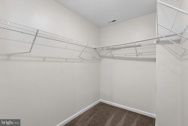 112 CRAMSFORD ST, Falling Waters, WV 25419