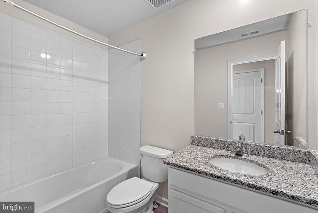 112 CRAMSFORD ST, Falling Waters, WV 25419