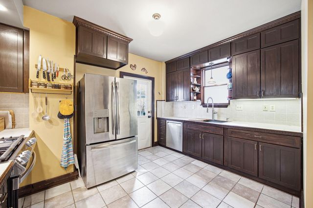 2604 N 4th Street, Columbus, OH 43202