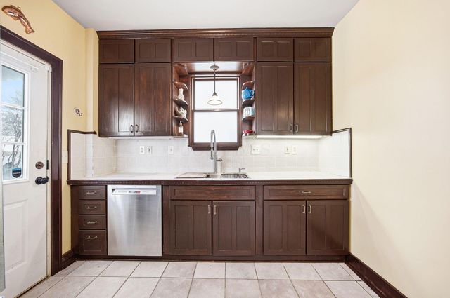 2604 N 4th Street, Columbus, OH 43202