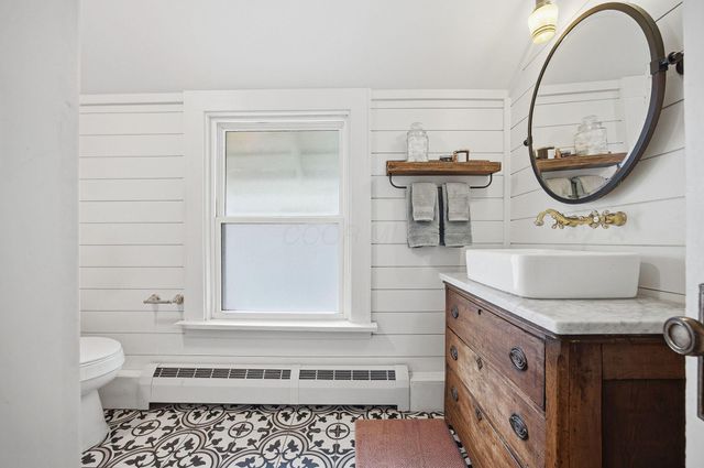 2604 N 4th Street, Columbus, OH 43202