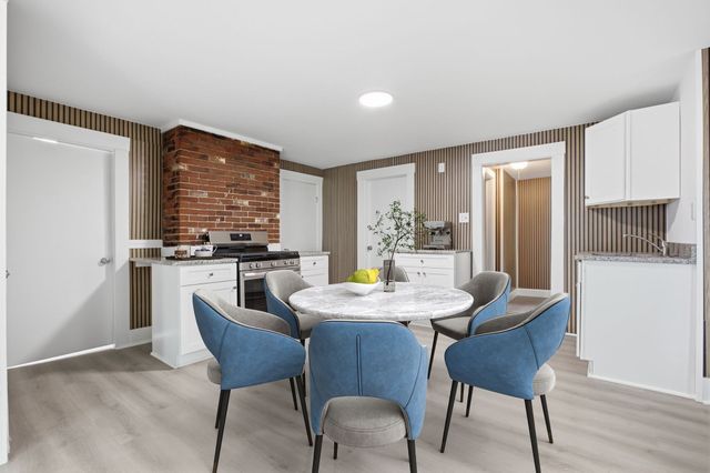 25 Redman Pl, Fitchburg, MA 01420