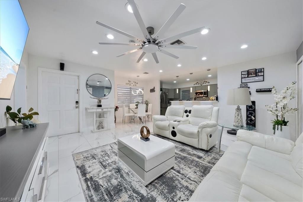 347 Beachwood AVE, LEHIGH ACRES, FL 33936 — photo 4
