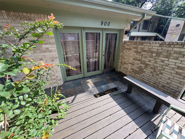 900 N Austin Street, Denton, TX 76201