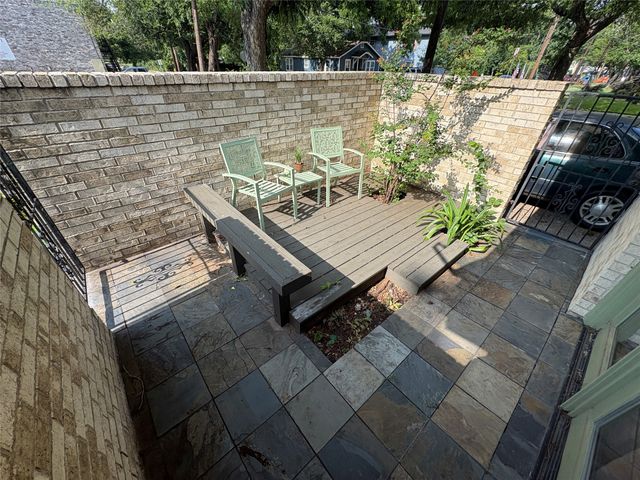 900 N Austin Street, Denton, TX 76201