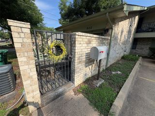 900 N Austin Street, Denton, TX 76201