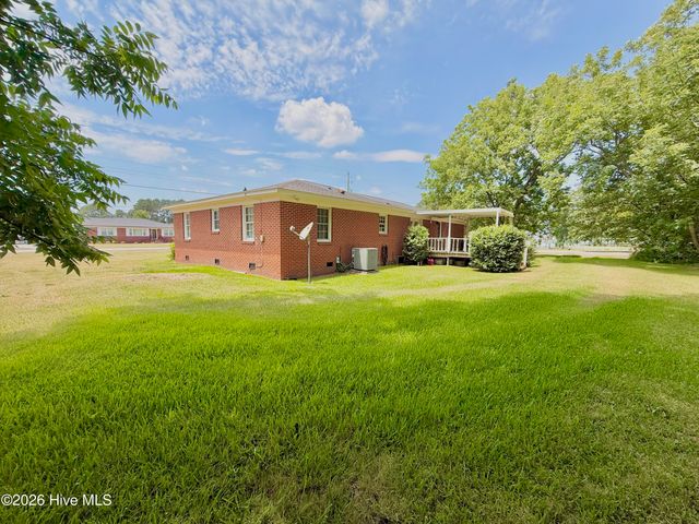 355 Camellia Street, Kinston, NC 28504