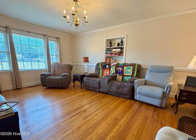 355 Camellia Street, Kinston, NC 28504