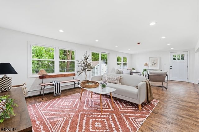 616 Cranford Ave, Kenilworth Boro, NJ 07033