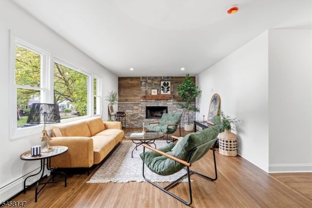 616 Cranford Ave, Kenilworth Boro, NJ 07033