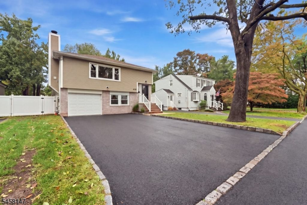616 Cranford Ave, Kenilworth Boro, NJ 07033 — photo 2