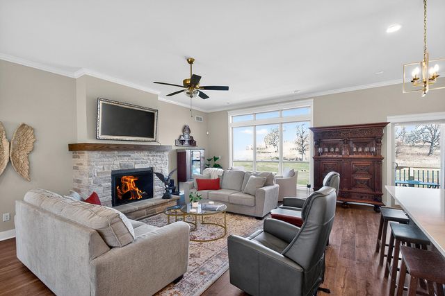 111 Oak Hill Lane, Georgetown, KY 40324