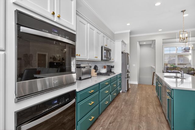 111 Oak Hill Lane, Georgetown, KY 40324