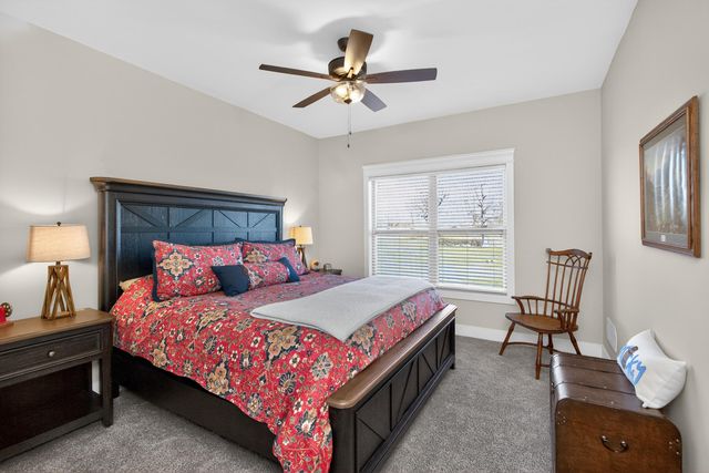 111 Oak Hill Lane, Georgetown, KY 40324