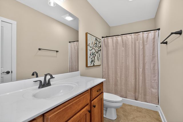 111 Oak Hill Lane, Georgetown, KY 40324