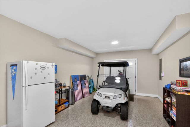 111 Oak Hill Lane, Georgetown, KY 40324