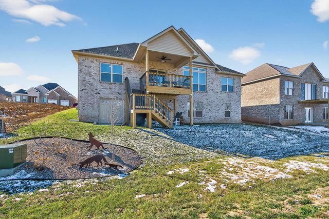 111 Oak Hill Lane, Georgetown, KY 40324