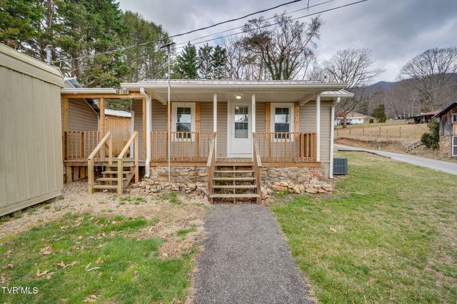 121 Coleman Road, Hampton, TN 37658