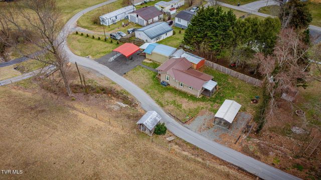 121 Coleman Road, Hampton, TN 37658