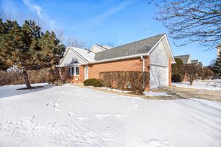 8856 Patrick Court, Woodridge, IL 60517
