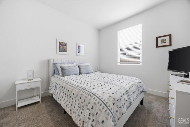 7723 Nigu River Street, Bakersfield, CA 93311
