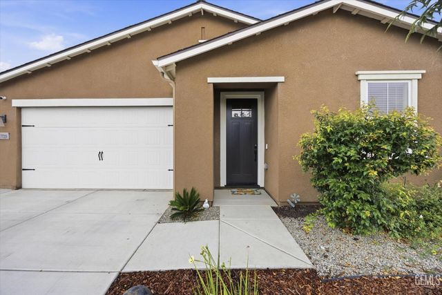 7723 Nigu River Street, Bakersfield, CA 93311