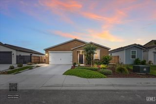 7723 Nigu River Street, Bakersfield, CA 93311