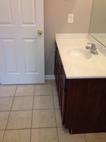 724 Statesman Way, Lexington, KY 40505