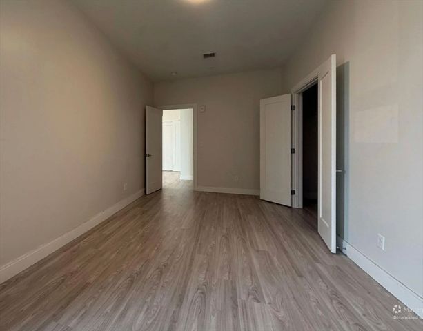 33 Newport Ave 407, Quincy, MA 02171