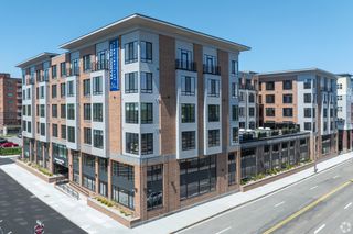 33 Newport Ave 407, Quincy, MA 02171