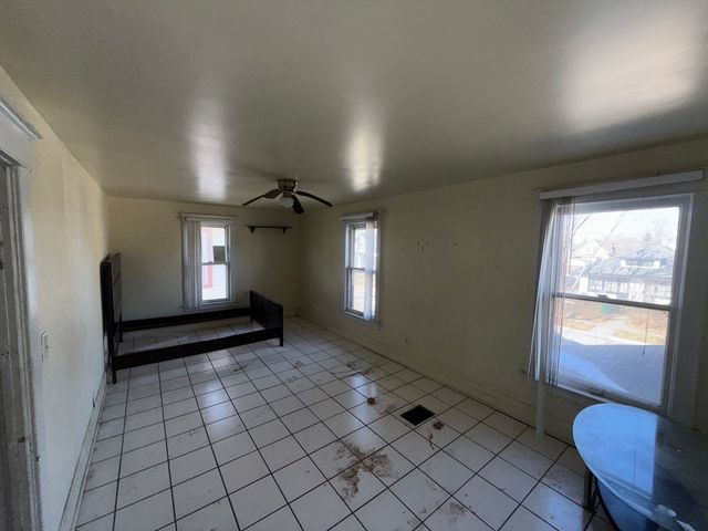 514 Whitley Avenue, Joliet, IL 60433