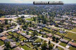 820 NW 11th Street 11, Bentonville, AR 72712