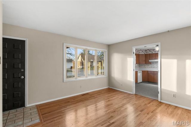 4744 Tonga Drive, Mehlville, MO 63128