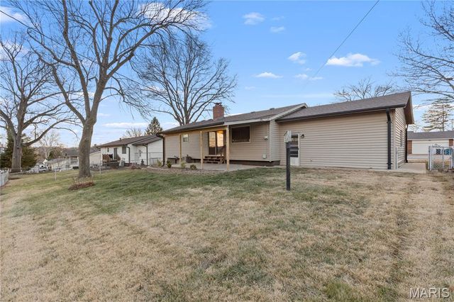 4744 Tonga Drive, Mehlville, MO 63128