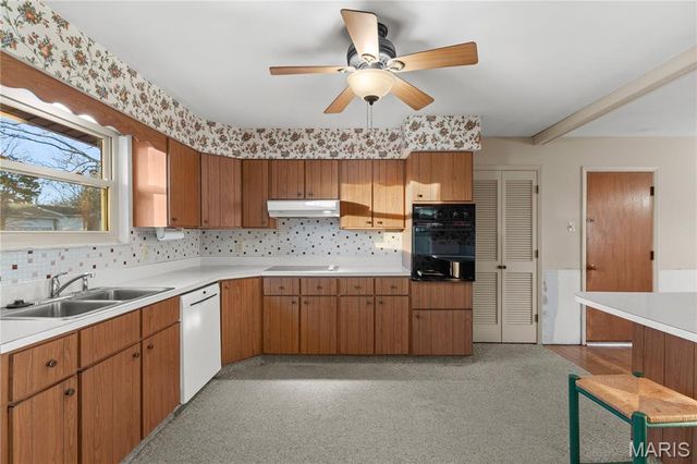 4744 Tonga Drive, Mehlville, MO 63128