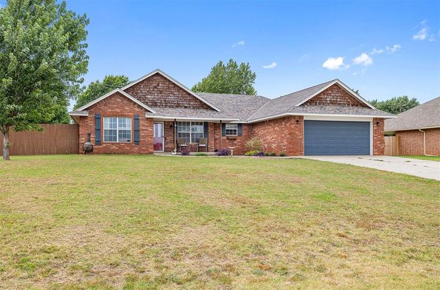 319 N Cimarron Road, Tuttle, OK 73089
