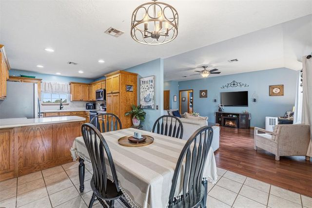 319 N Cimarron Road, Tuttle, OK 73089
