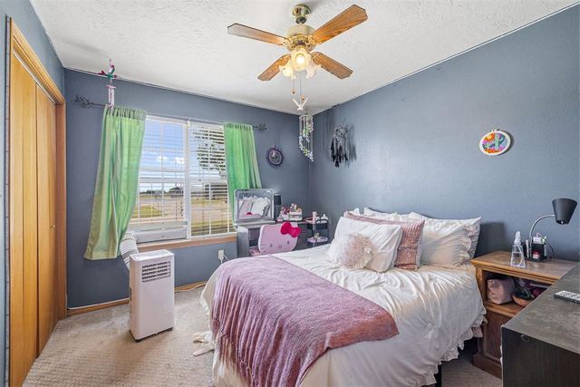 319 N Cimarron Road, Tuttle, OK 73089