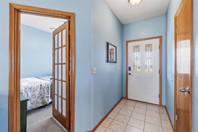 319 N Cimarron Road, Tuttle, OK 73089