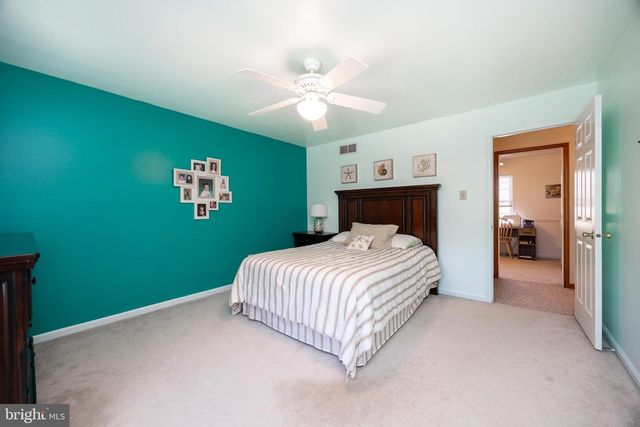 4008 WASHINGTON DR, Upper Chichester, PA 19061