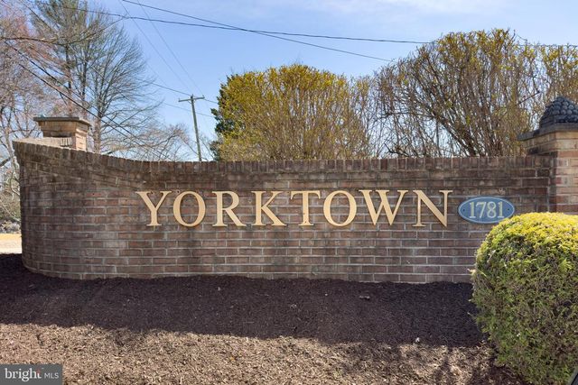 4008 WASHINGTON DR, Upper Chichester, PA 19061