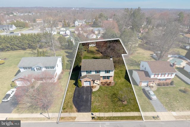 4008 WASHINGTON DR, Upper Chichester, PA 19061